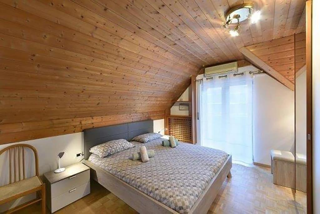 메라노 Penthouse In The Centre 아파트 외부 사진