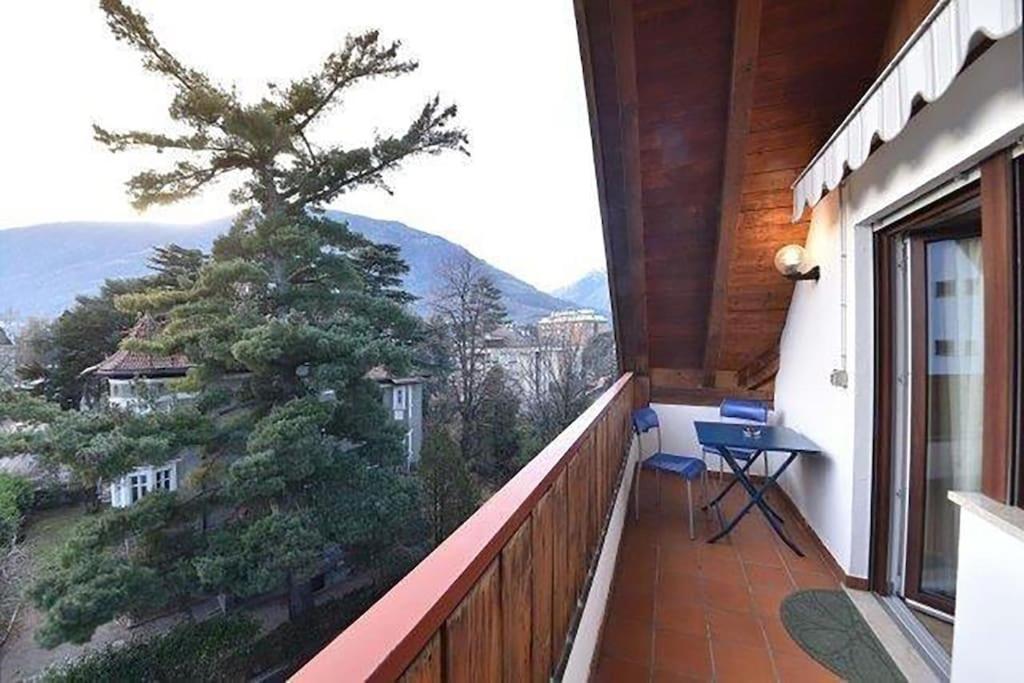 메라노 Penthouse In The Centre 아파트 외부 사진